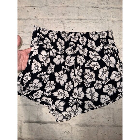 VS PINK Active Shorts Womens Large L Victoria’s Secret Running Black White Logo - Picture 5 of 16